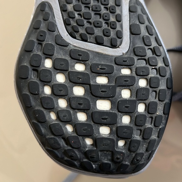 Nike ZoomX Invincible 3 Ashen Slate Metallic Gold Shoes DR2660-400 Womens Size 7 - Picture 8 of 10